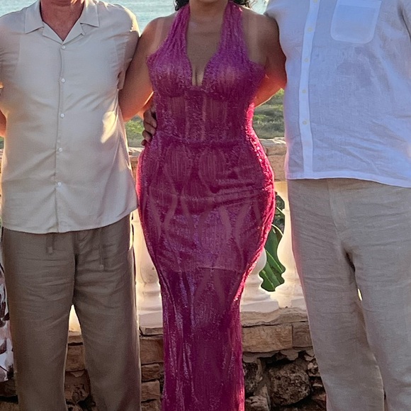 Custom dress from Kosovo. This dress is stunning, worn once for a few hours - Picture 7 of 7